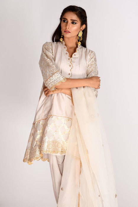 Classic Ivory Kalidar